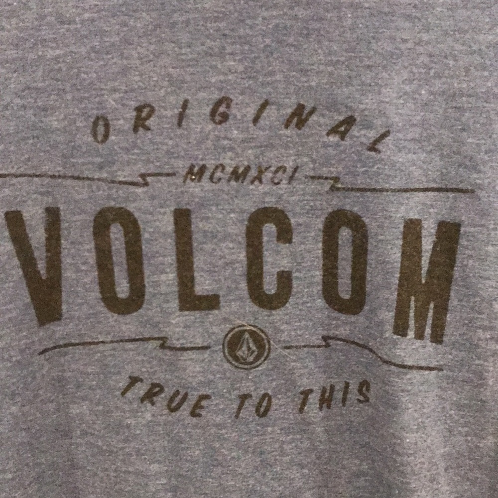 Volcom t-shirt - Picture 2 of 3